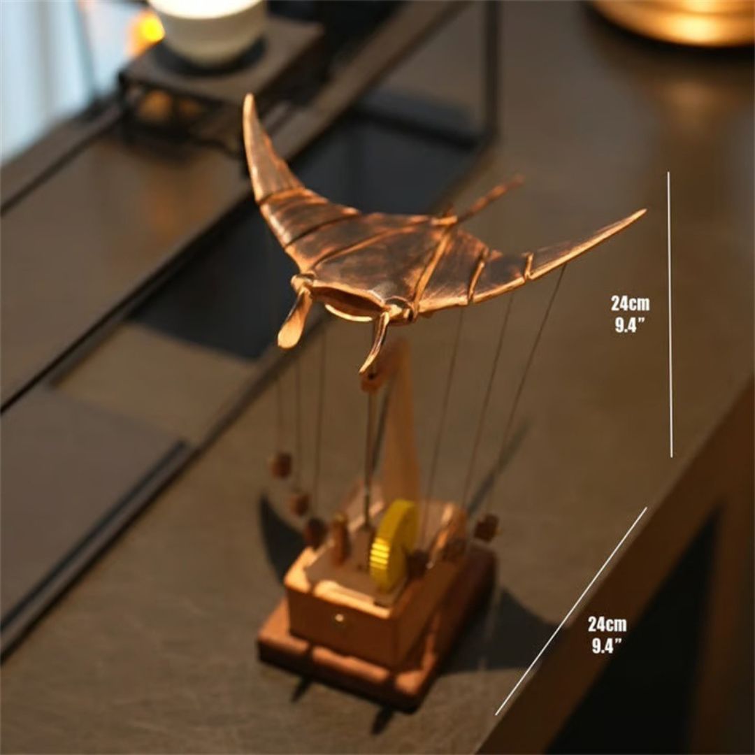 AquaRay™ – Electric Bionic Manta Ornament